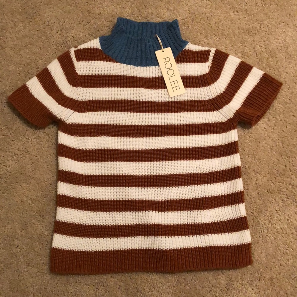 Roolee Turtle neck shirt size xxs